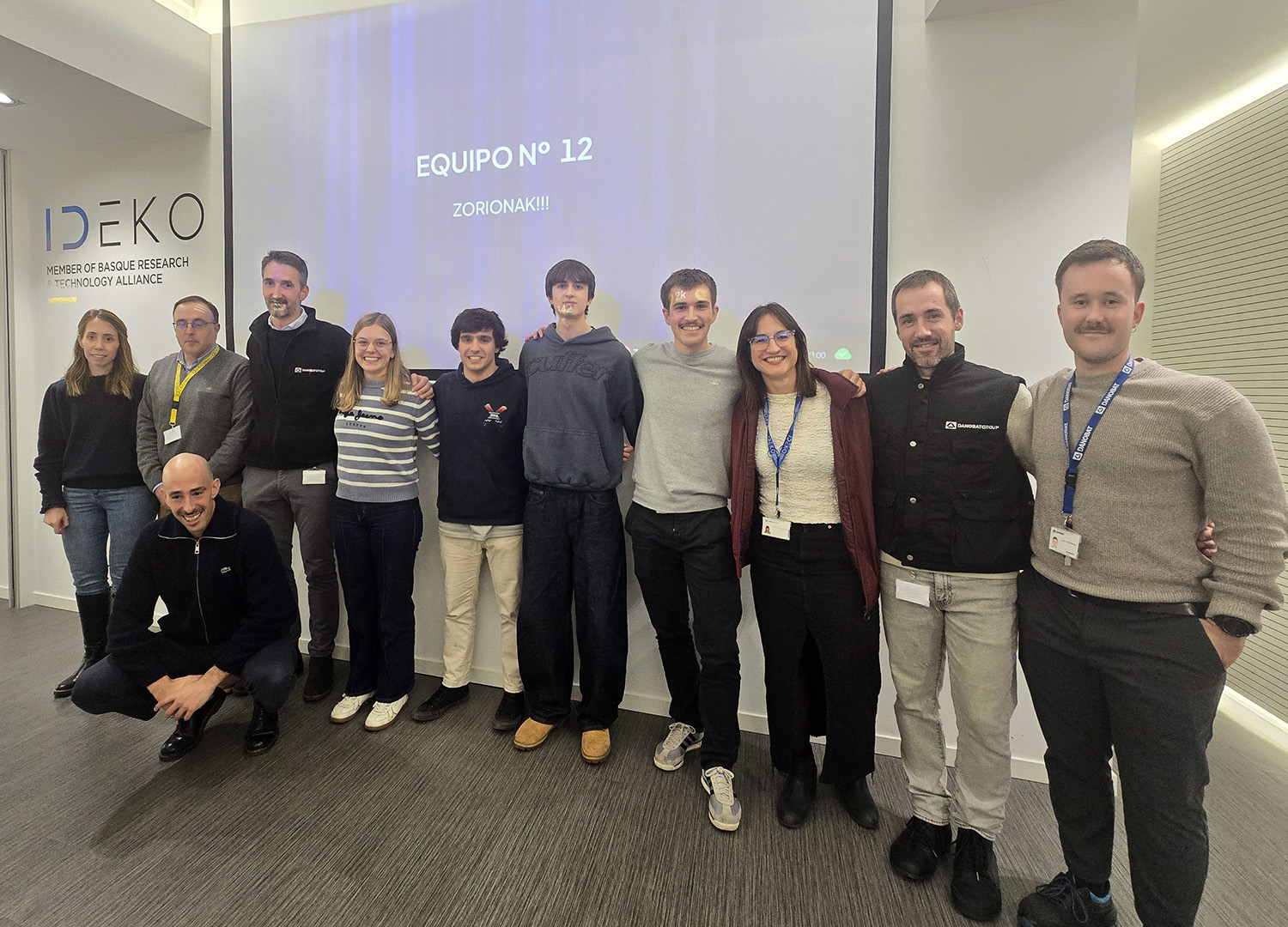 Ingeniaritzako 60 ikaslek baino gehiagok esperientzia berritzailea bizi dute Advanced Manufacturing Hackathonen bigarren edizioan