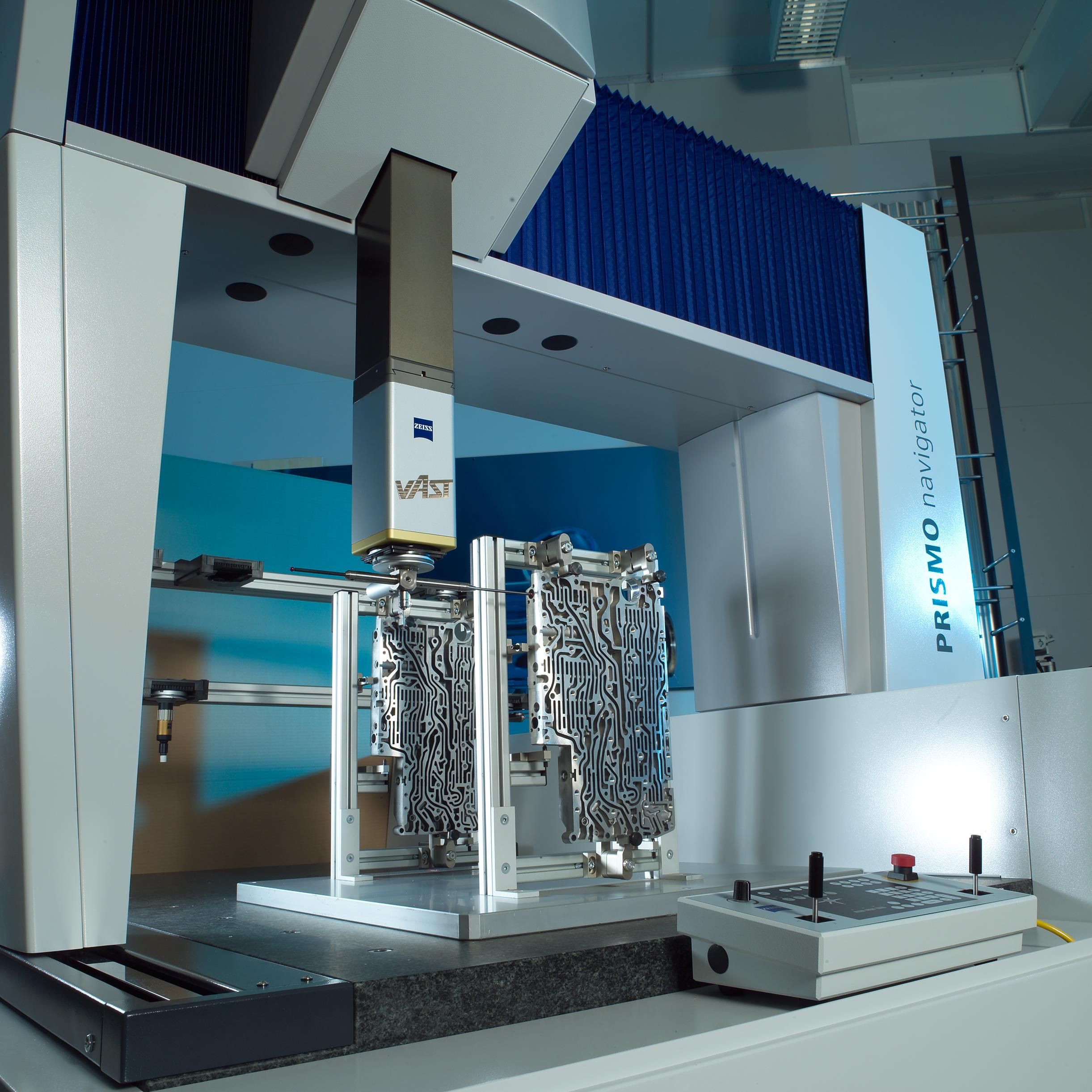 GOIMEK acquires the Zeiss Prismo Navigator machine for high precision measurements.