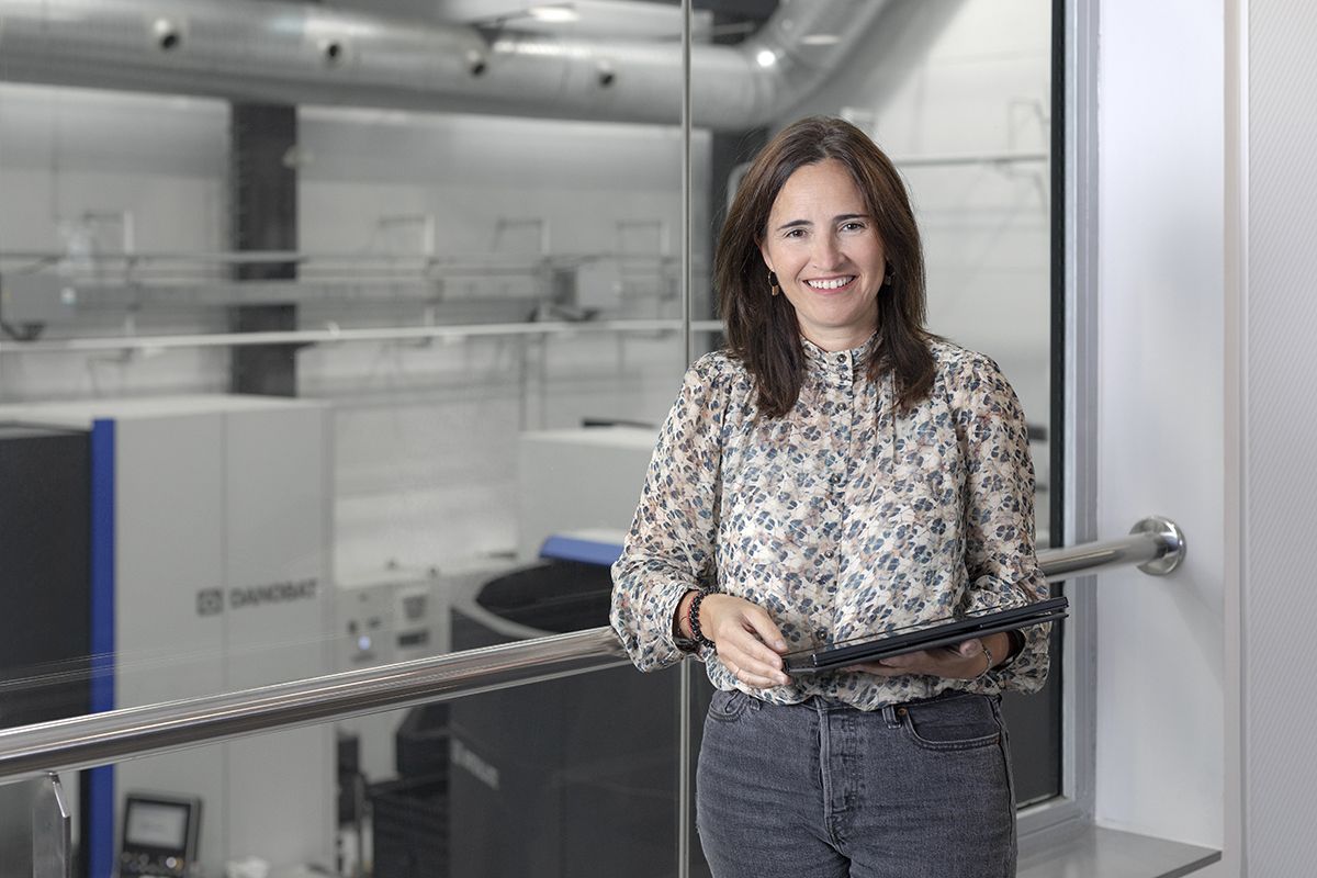 Nerea Aranguren, director of innovation of Danobatgroup, acknowledged as a leading figure in business at the Aspegi Awards 2024